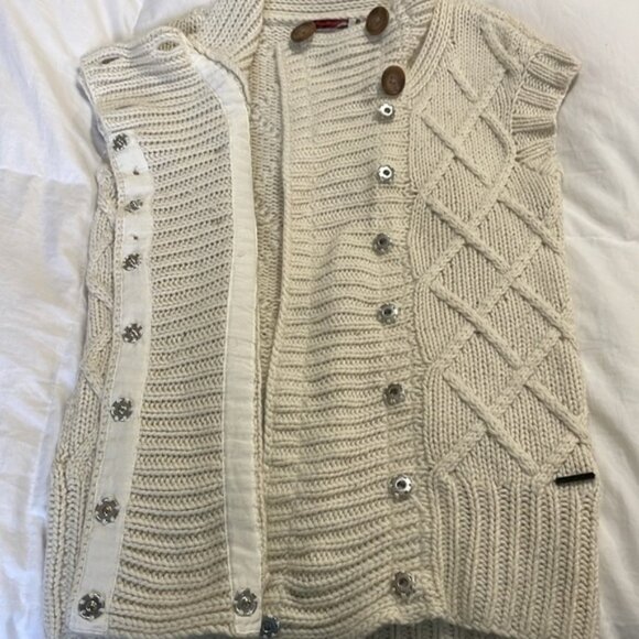 LEFT ON HOUSTON Cable Knit Front Snap Button Cowl Sweater Vest Size S - Picture 9 of 10